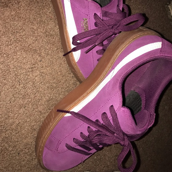 Purple and gold fenty pumas - Picture 4 of 4